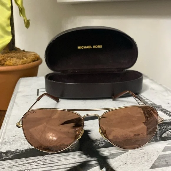 Michael Kors Aviator Sunglasses - Picture 1 of 4